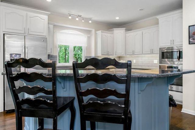 5117 S Necessary Court, Blue Springs, MO 64015