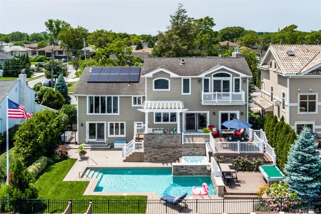 2883 Shore Drive, Merrick, NY 11566