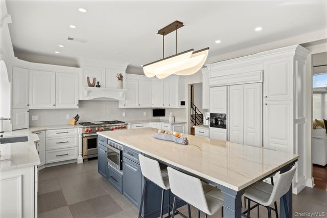 2883 Shore Drive, Merrick, NY 11566