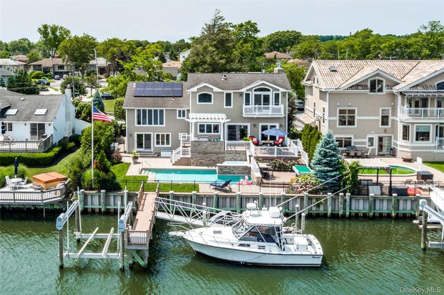 2883 Shore Drive, Merrick, NY 11566