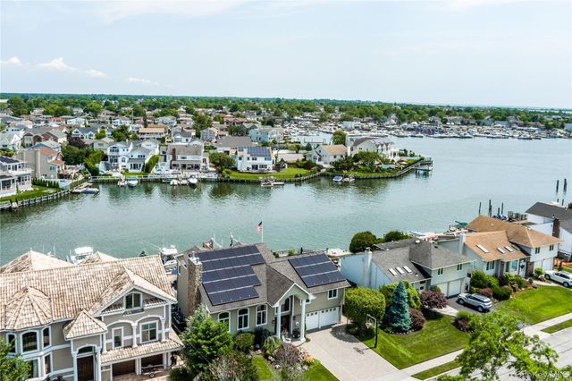 2883 Shore Drive, Merrick, NY 11566