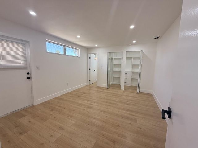 607 N Golf Drive, Hollywood, FL 33021