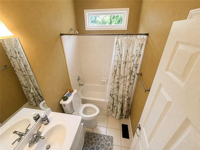 629 Grand Folia Court NE, Sugar Hill, GA 30518
