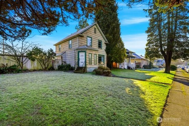 2009 Lombard Avenue, Everett, WA 98201