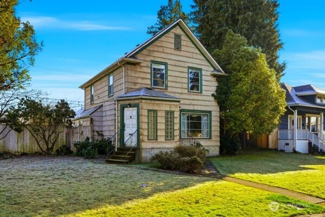 2009 Lombard Avenue, Everett, WA 98201