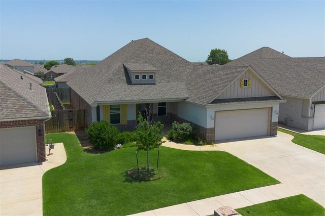 2912 Wild Rose Lane, Yukon, OK 73099