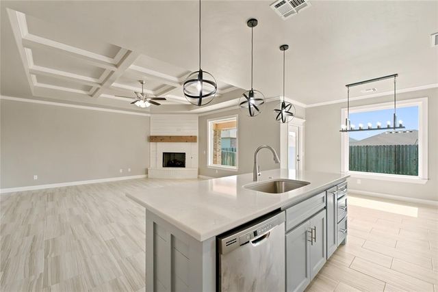 2912 Wild Rose Lane, Yukon, OK 73099