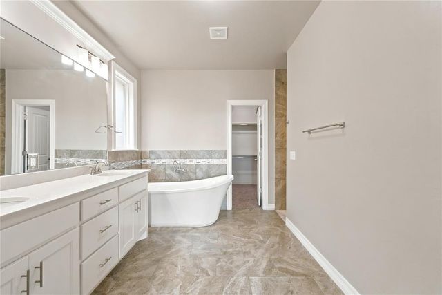 2912 Wild Rose Lane, Yukon, OK 73099