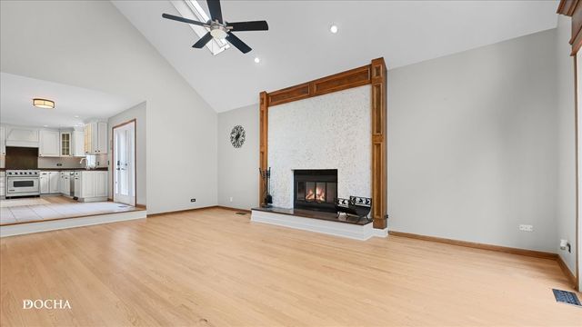 6N777 Palomino Drive, Campton Hills, IL 60175