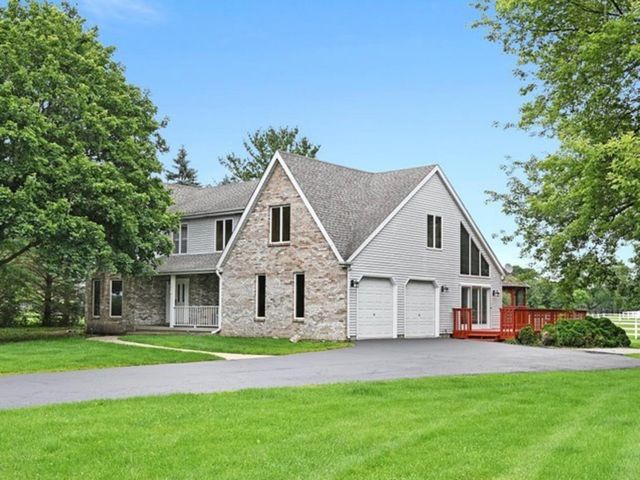 6N777 Palomino Drive, Campton Hills, IL 60175