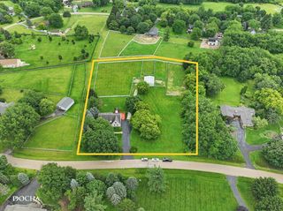 6N777 Palomino Drive, Campton Hills, IL 60175