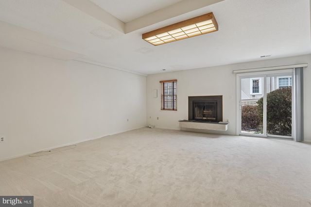 2396 BRANLEIGH PARK CT, Reston, VA 20191