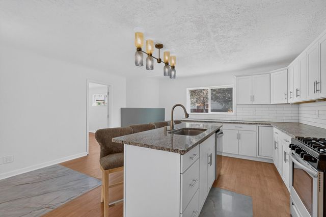 4700 Crest Avenue SE, Albuquerque, NM 87108