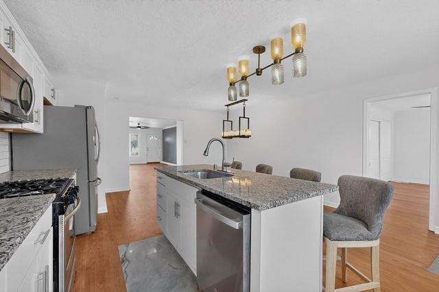 4700 Crest Avenue SE, Albuquerque, NM 87108