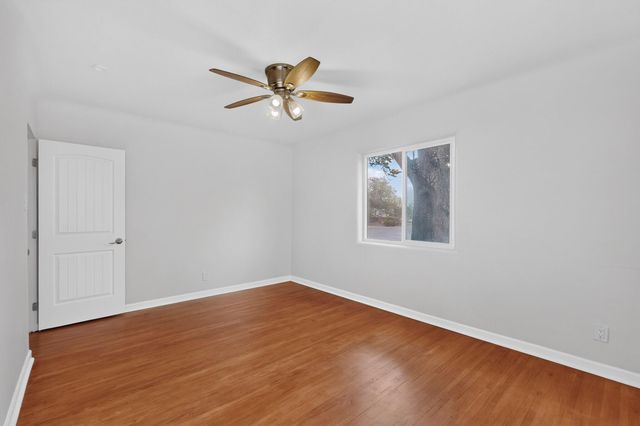 4700 Crest Avenue SE, Albuquerque, NM 87108