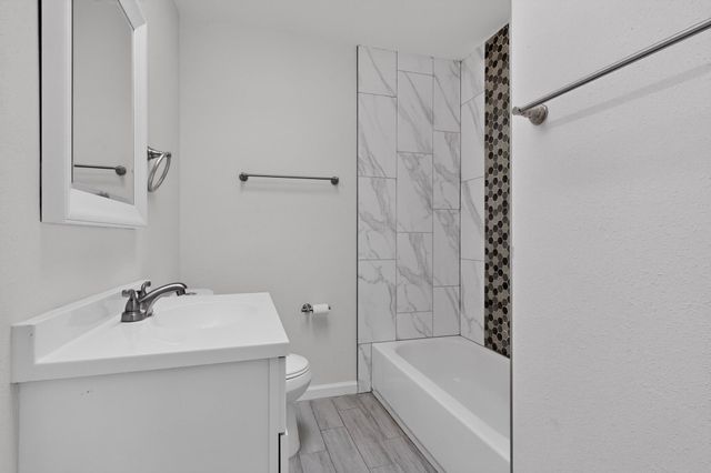 4700 Crest Avenue SE, Albuquerque, NM 87108