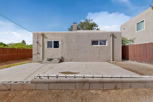 4700 Crest Avenue SE, Albuquerque, NM 87108