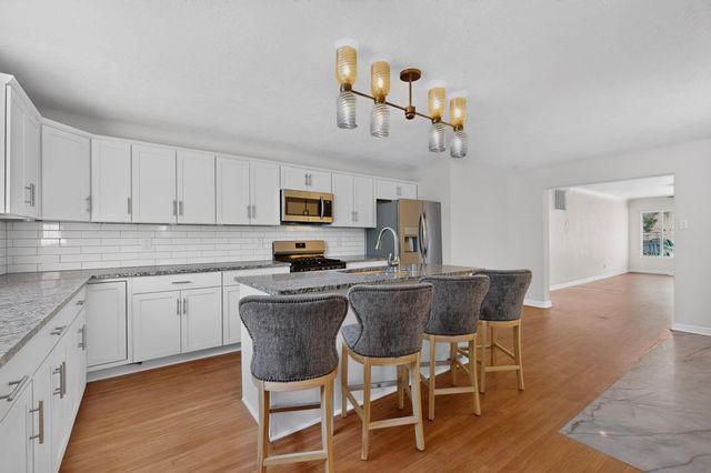 4700 Crest Avenue SE, Albuquerque, NM 87108