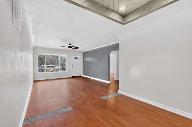 4700 Crest Avenue SE, Albuquerque, NM 87108