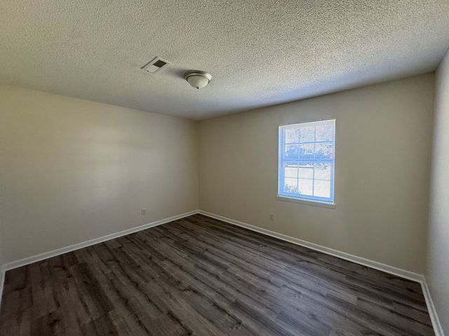 610 Pinto, Dothan, AL 36301