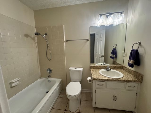 610 Pinto, Dothan, AL 36301