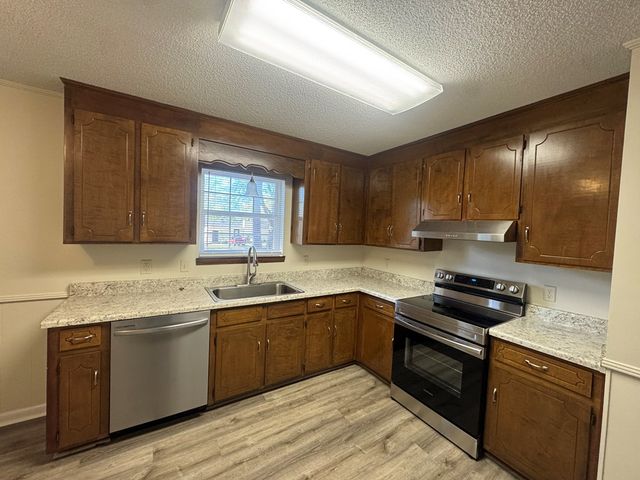 610 Pinto, Dothan, AL 36301