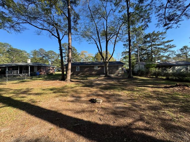 610 Pinto, Dothan, AL 36301