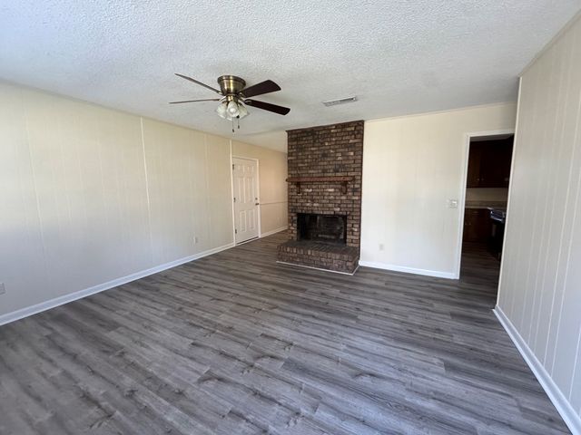 610 Pinto, Dothan, AL 36301