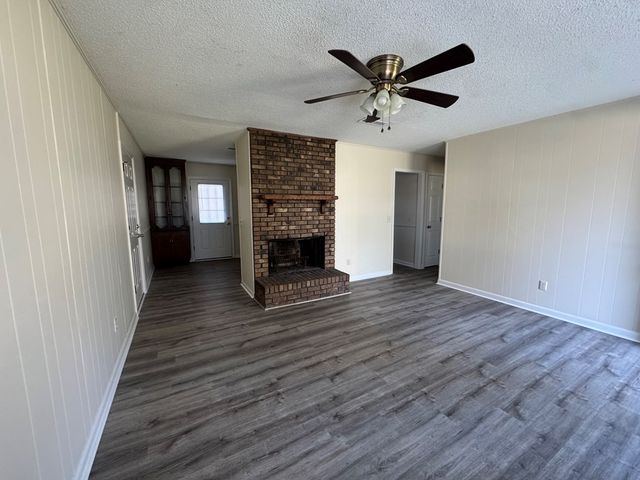 610 Pinto, Dothan, AL 36301