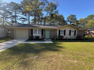 610 Pinto, Dothan, AL 36301