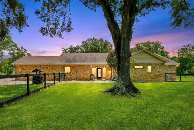 22035 Buescher Road, Tomball, TX 77377
