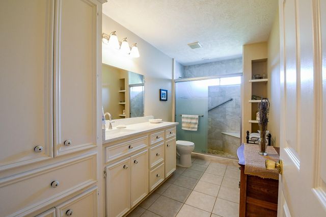 22035 Buescher Road, Tomball, TX 77377