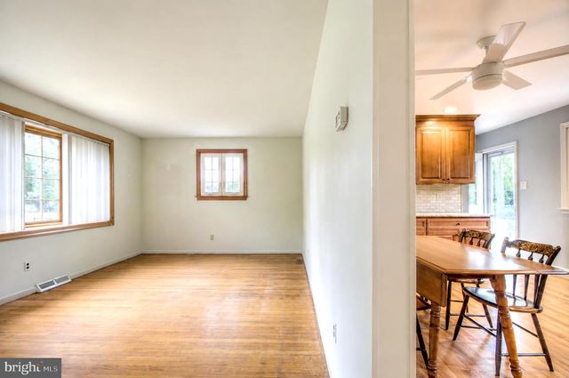 306 9TH ST, West Deptford, NJ 08086