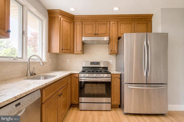 306 9TH ST, West Deptford, NJ 08086