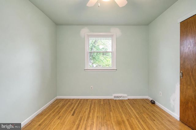 306 9TH ST, West Deptford, NJ 08086