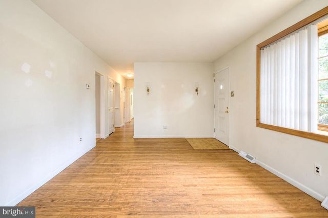 306 9TH ST, West Deptford, NJ 08086