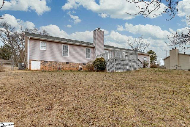 43 Rollingreen Road, Greer, SC 29651