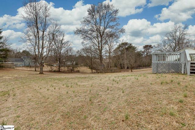 43 Rollingreen Road, Greer, SC 29651