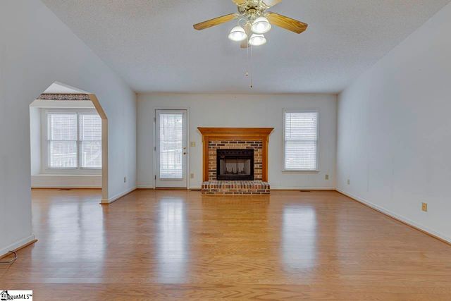 43 Rollingreen Road, Greer, SC 29651