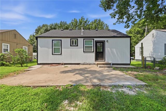 4609 Llyod Street, Kansas City, KS 66103