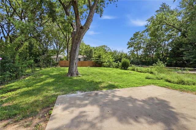 4609 Llyod Street, Kansas City, KS 66103