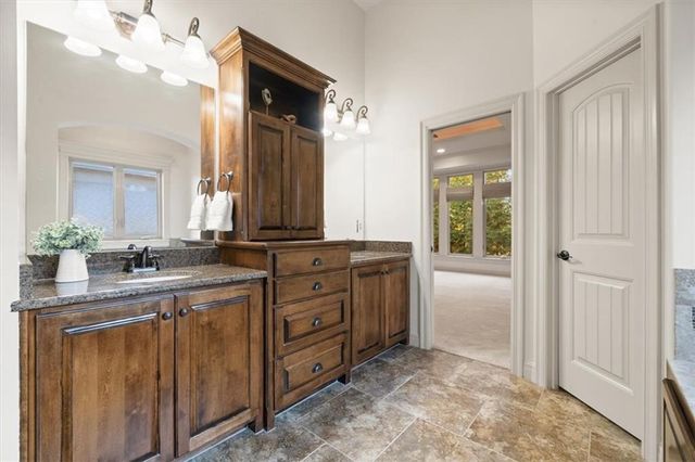 24255 W 121st Terrace, Olathe, KS 66061