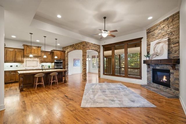 24255 W 121st Terrace, Olathe, KS 66061