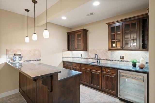 24255 W 121st Terrace, Olathe, KS 66061