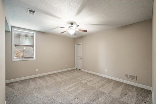 24255 W 121st Terrace, Olathe, KS 66061