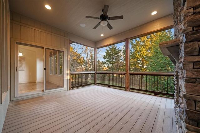 24255 W 121st Terrace, Olathe, KS 66061