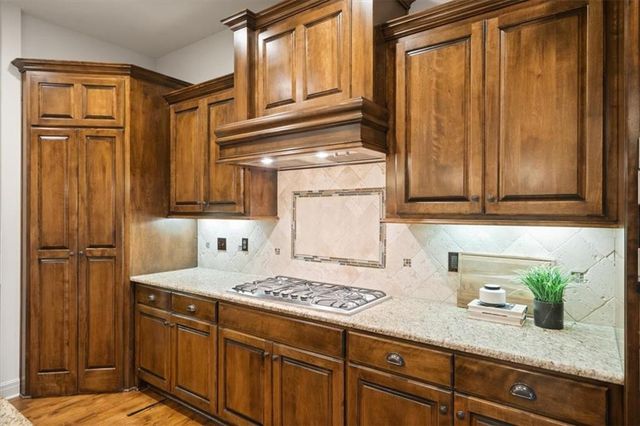 24255 W 121st Terrace, Olathe, KS 66061