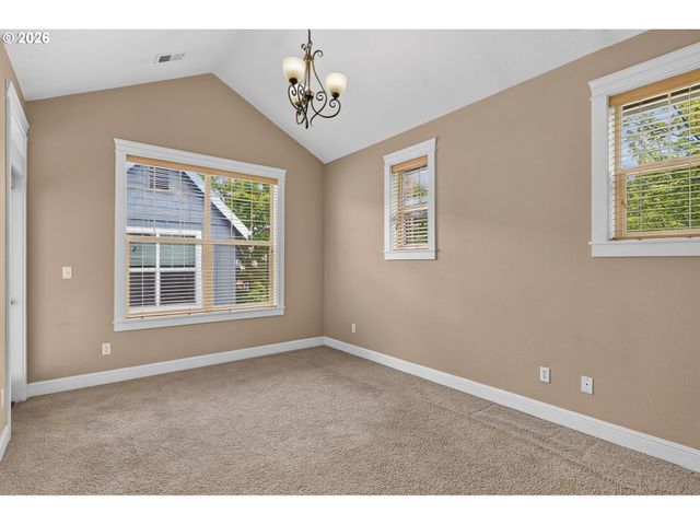 343 Ne BRYANT St, Portland, OR 97211