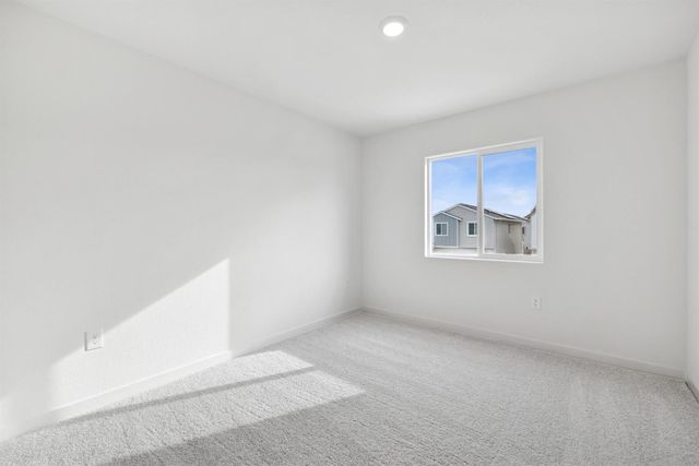 3413 Shaker Way, Sacramento, CA 95835