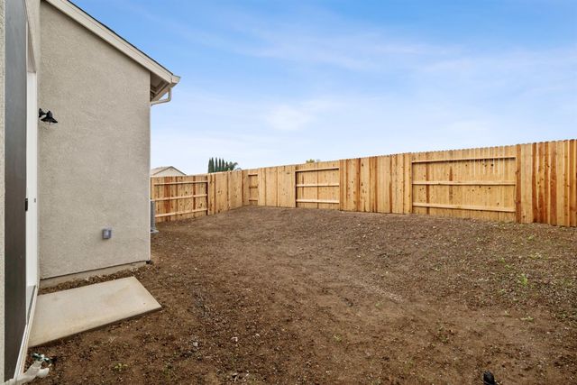 3413 Shaker Way, Sacramento, CA 95835